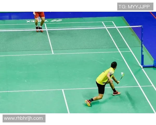 羽毛球的魅力与技巧：深入了解重庆羽毛球队的灵活战术与训练秘诀